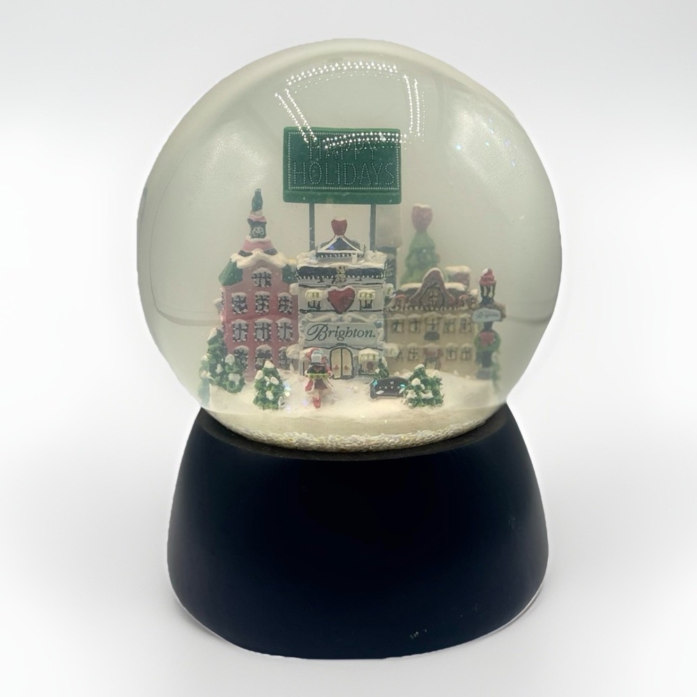 Vintage Christmas BRIGHTON VILLAGE Storyland Musical Snow Globe –‎ "Let it Snow"